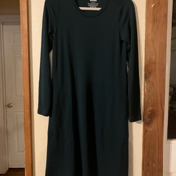 Wool& Eliza Swing Dress in pine - XS Long - Picture 2 of 3